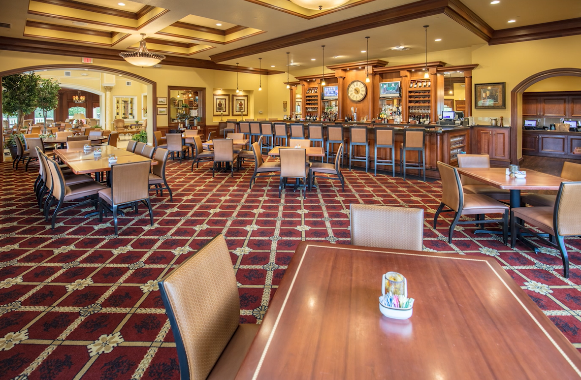 The SkyView Country Club bar and lounge